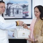 दिल्ली में सीएम धामी से मिलीं सांसद व अभिनेत्री हेमा मालिनी…